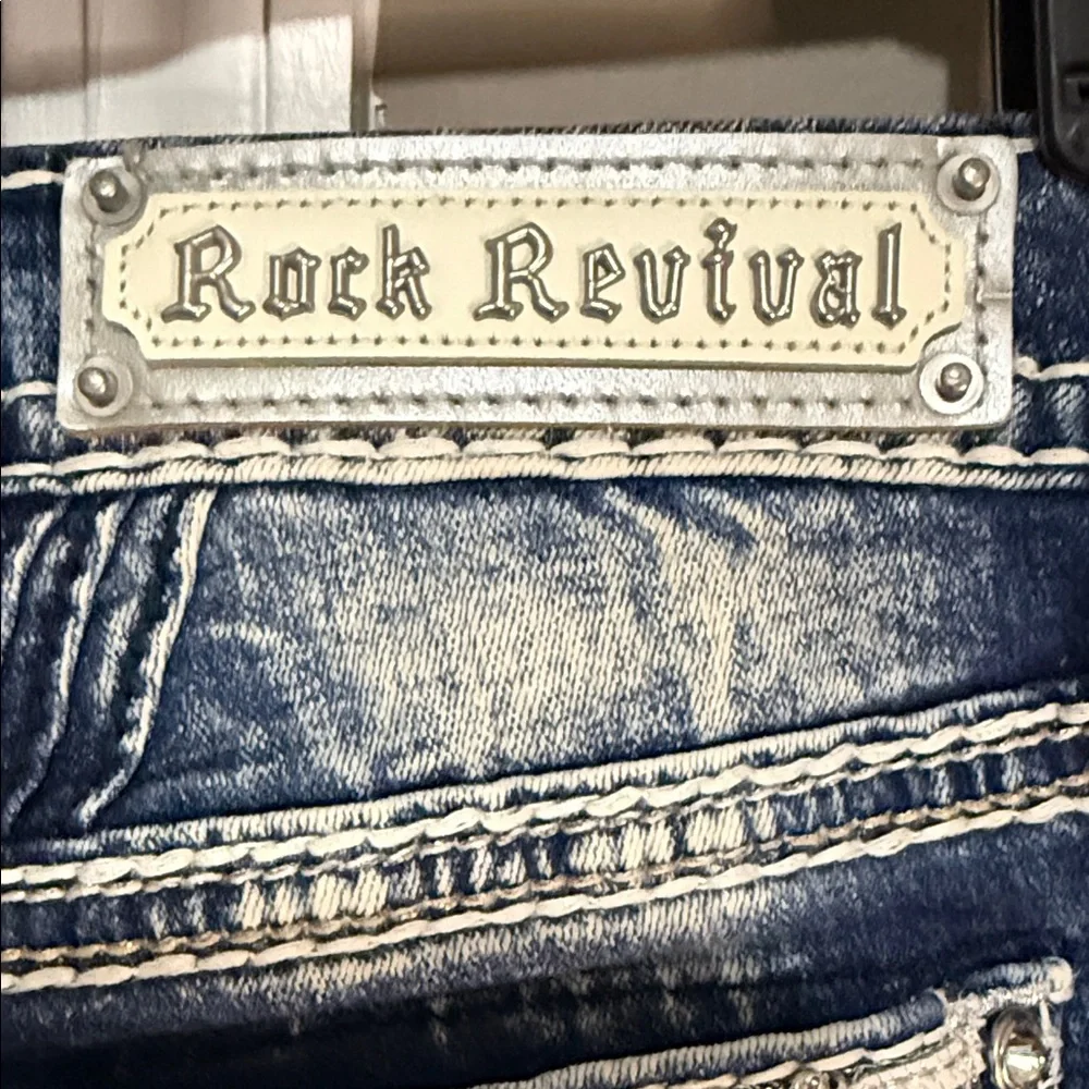 💥 Rock Revival Women's Distressed “Yui” Blue Boot Cut Jeans {27} 30” inseam. 💥 - Picture 11 of 16